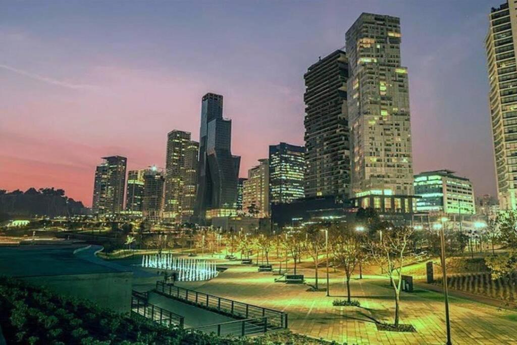 Design By “la Mexicana” Park In Luxury Tower